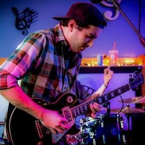 Meet your Posher, Alex